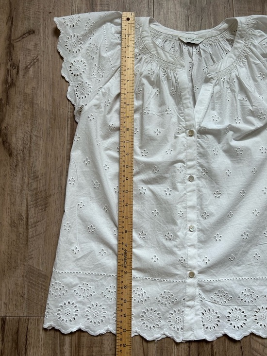 White Eyelet Button-Front Women's Top 100% cotton summer beach abalone buttons - Picture 3 of 10